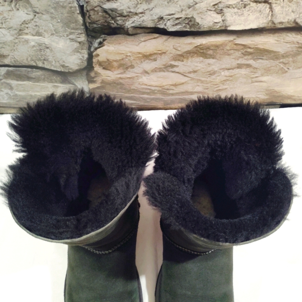 Sz 7 UGG Jaylyn Boots Suede Leather Sheepskin Insole Furry Belted Buckle Boots - Picture 14 of 17